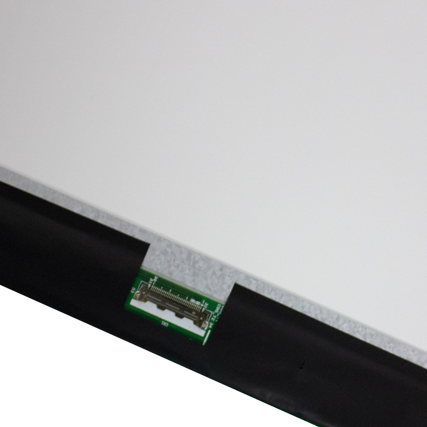 15.6″ 30-Pin LCD FHD 1920 x 1080 Display – Narrow Bezel Matte Finish for Enhanced Clarity and Reduced Glare